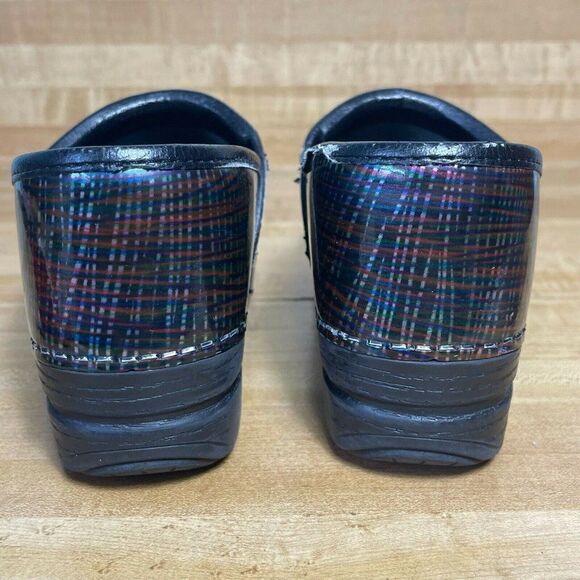 Dansko Womens Slip On Patent Leather Comfort Clog Shoes Multicolor Size US 5.5 - Picture 6 of 7